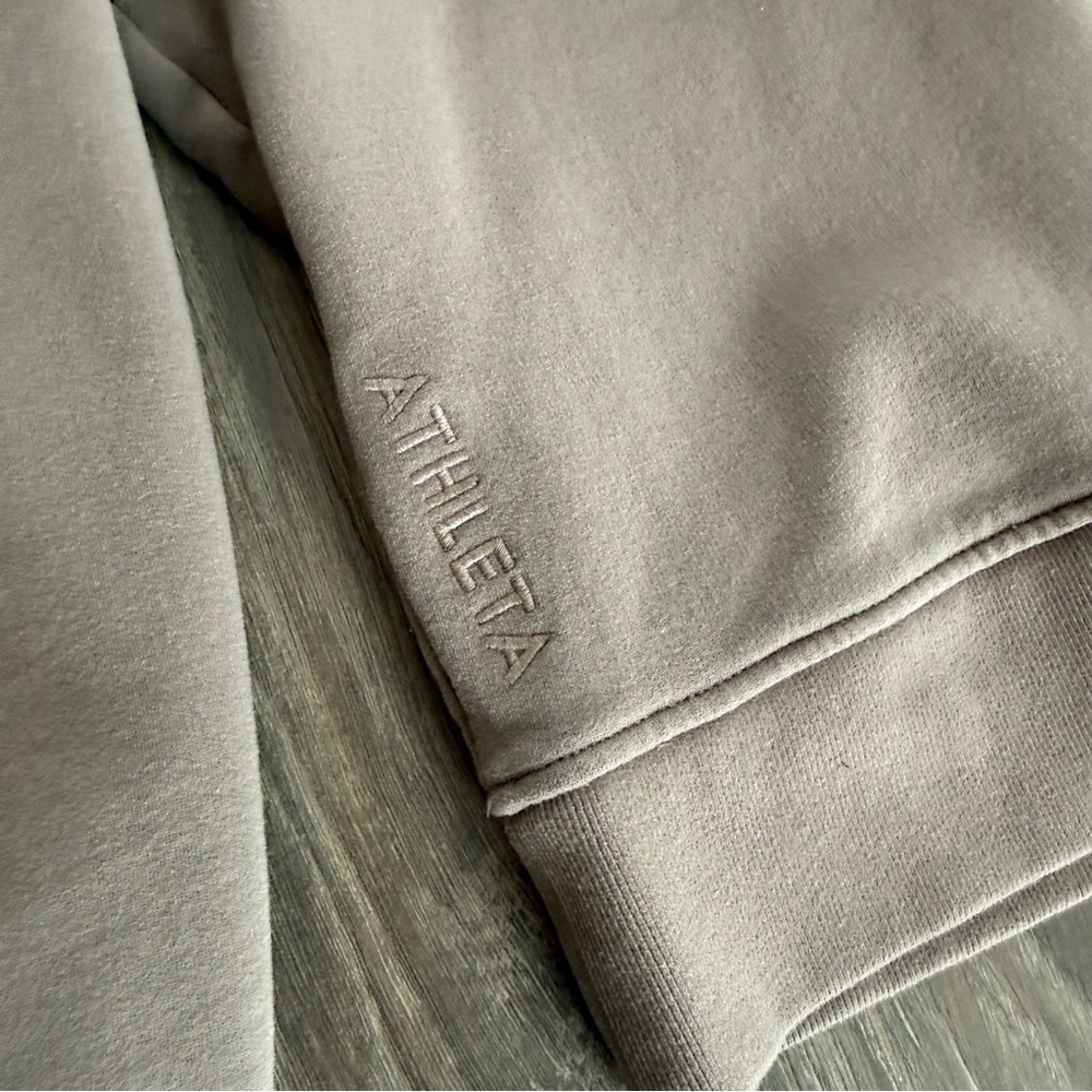 ATHLETA Forever Fleece Crop Full Zip — XL - Picture 4 of 8
